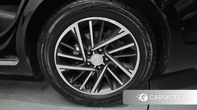 Hyundai The New Grandeur IG id 3054563 из Кореи 15