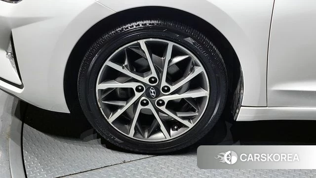 Hyundai The New Avante AD id 4245648 из Кореи 28