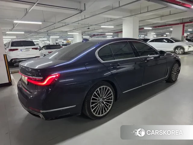 BMW 7 Series (G11) id 3757061 из Кореи 14