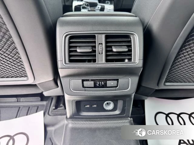Audi Q5L id 4329241 из Китая 35