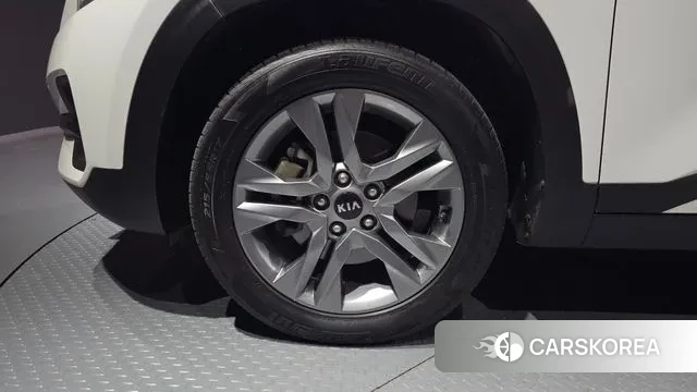 Kia Seltos id 3396002 из Кореи 15