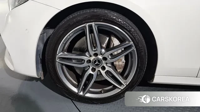 Mercedes-Benz E-Class W213 id 3464654 из Кореи 15