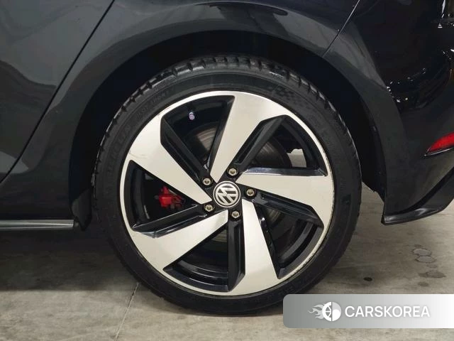 Volkswagen Golf GTI id 4254694 из Китая 15