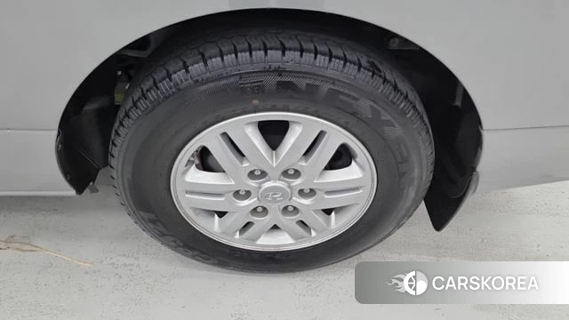 Hyundai The New Grand Starex id 4943406 из Кореи 13