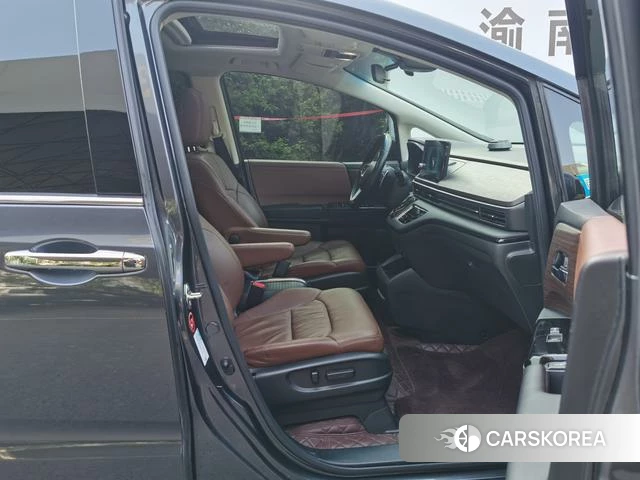 Honda Odyssey id 4300464 из Китая 8