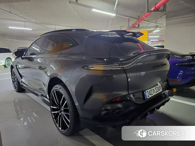 Aston Martin DBX 2023 Серый из Кореи, фото 5