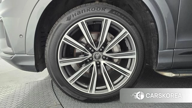 Audi Q8 (4M) id 4609303 из Кореи 31