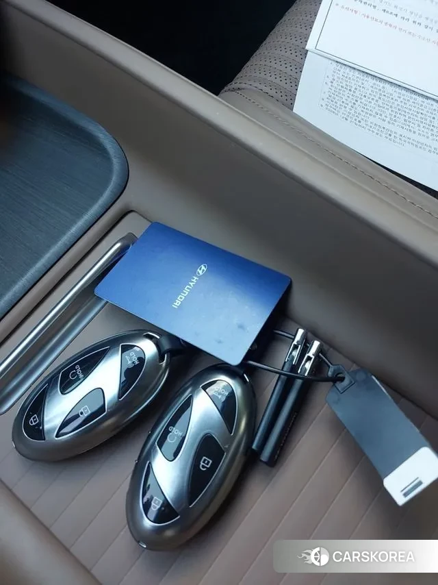 Hyundai Grandeur Hybrid (GN7) 2023 Черный из Кореи, фото 5