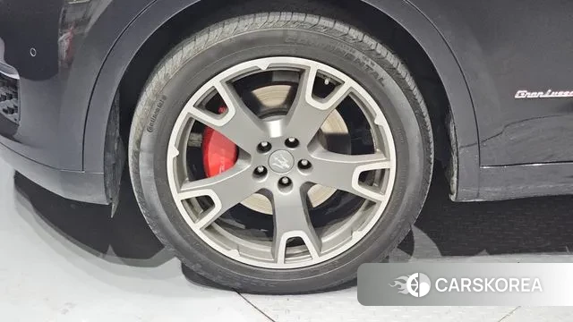 Maserati Levante id 3766357 из Кореи 15