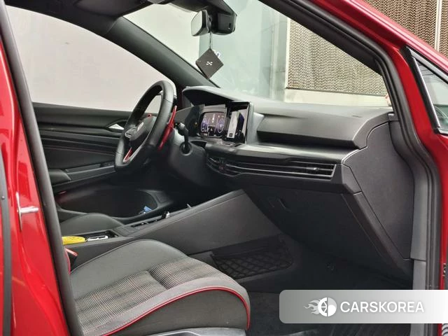 Volkswagen Golf GTI id 4301080 из Китая 10
