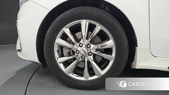 Kia The New Carnival id 4713045 из Кореи 29