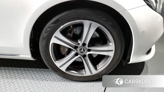Mercedes-Benz E-Class W213 id 3514941 из Кореи 15