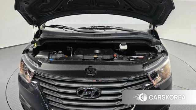 Hyundai The New Grand Starex id 4496830 из Кореи 28