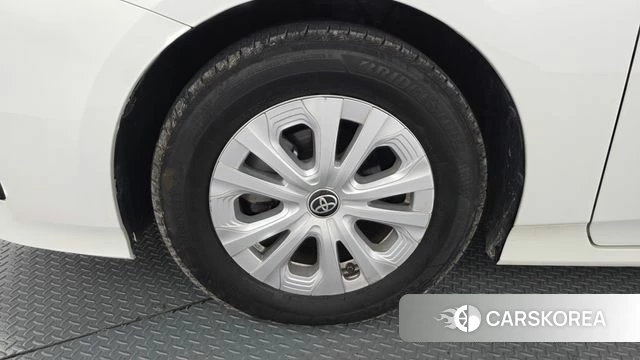 Toyota Prius 4th Generation id 4620188 из Кореи 30