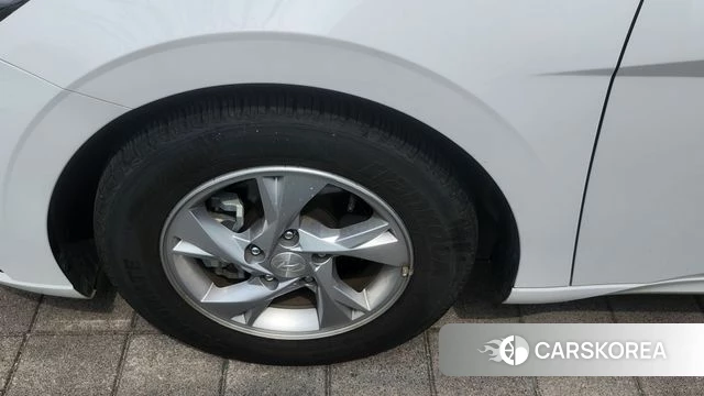 Hyundai Avante (CN7) id 3872530 из Кореи 8