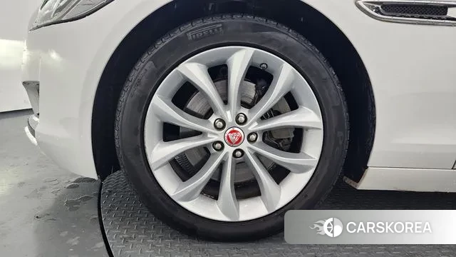 Jaguar XF (X260) id 3626778 из Кореи 15