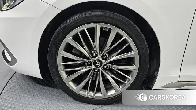 Hyundai Grandeur IG id 3672799 из Кореи 15