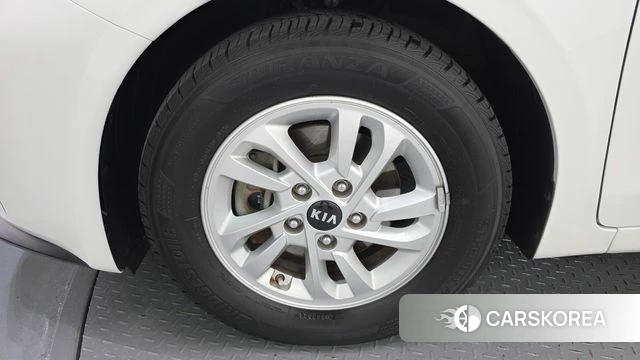 Kia Come New K3 id 4448081 из Кореи 15