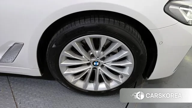 BMW 5 Series (G30) id 3581324 из Кореи 15