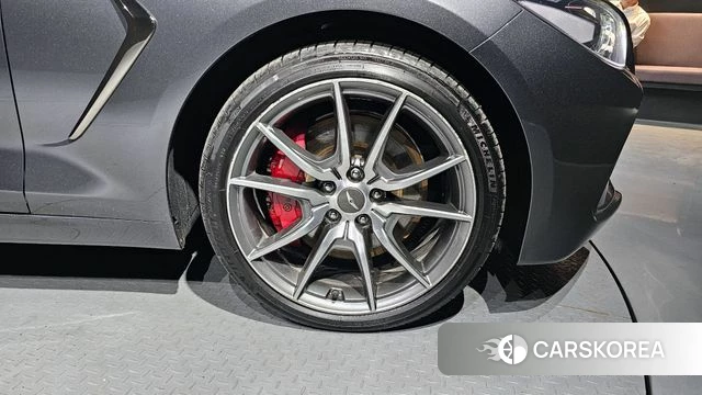 Genesis G70 id 3925110 из Кореи 15