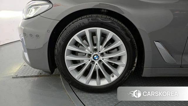 BMW 5 Series (G30) id 4231259 из Кореи 28