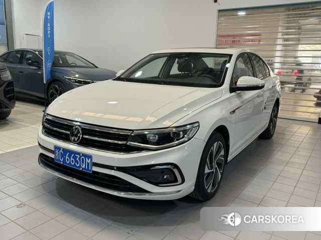Volkswagen Bora 2024 Белый из Китая, фото 5