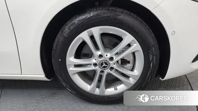 Mercedes-Benz A-Class W177 id 3624295 из Кореи 15