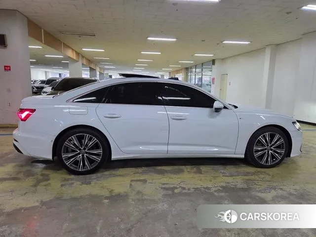 Audi A6 (C8) id 3650735 из Кореи 15