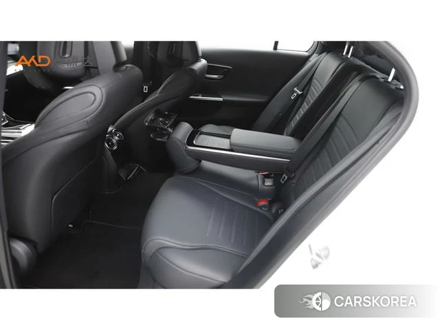 Mercedes-Benz Class C 2024 Белый из Китая, фото 5