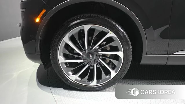 Lincoln Aviator 2nd generation id 4624365 из Кореи 31