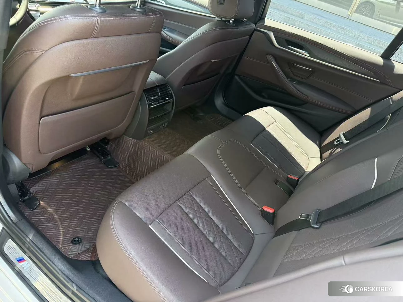 BMW 5 series PHEV 2020 Белый из Китая, фото 5