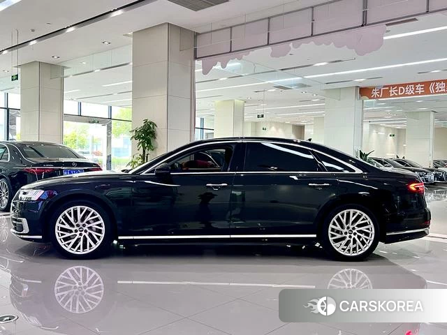 Audi A8 2022 Черный из Китая, фото 5