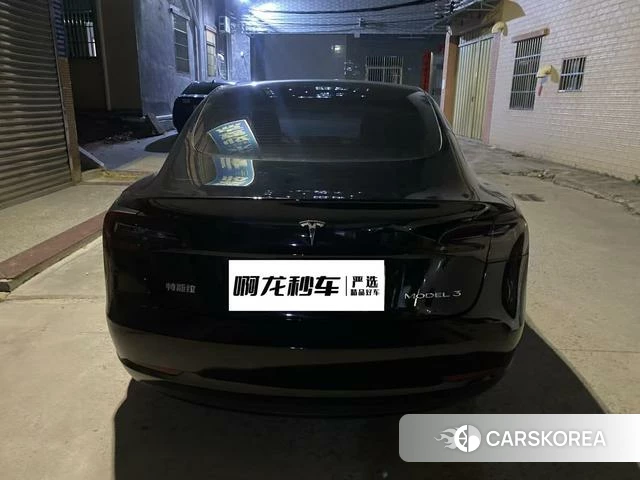 Tesla Model 3 2023 Черный из Китая, фото 5