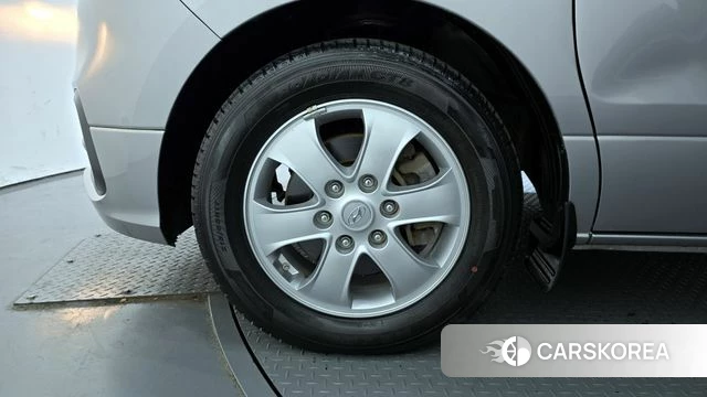 Hyundai The New Grand Starex id 4285601 из Кореи 26
