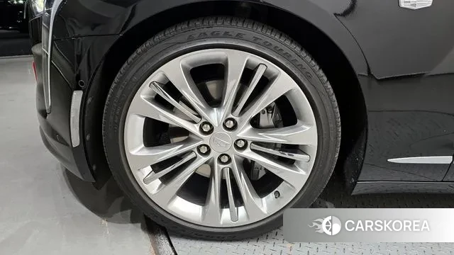 Cadillac CT6 id 3438894 из Кореи 15