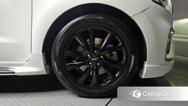 Kia The New Carnival id 4397807 из Кореи 15