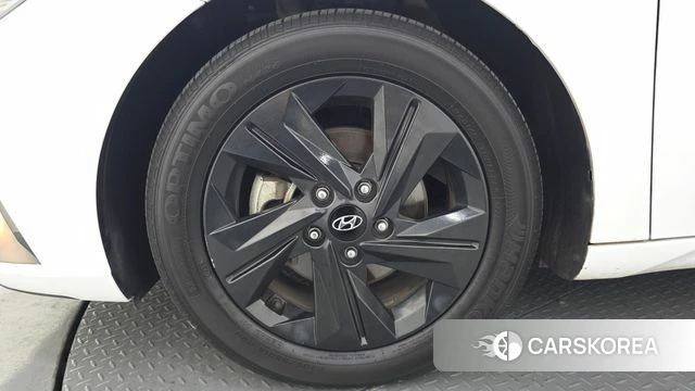 Hyundai Avante Hybrid (CN7) id 4592877 из Кореи 15