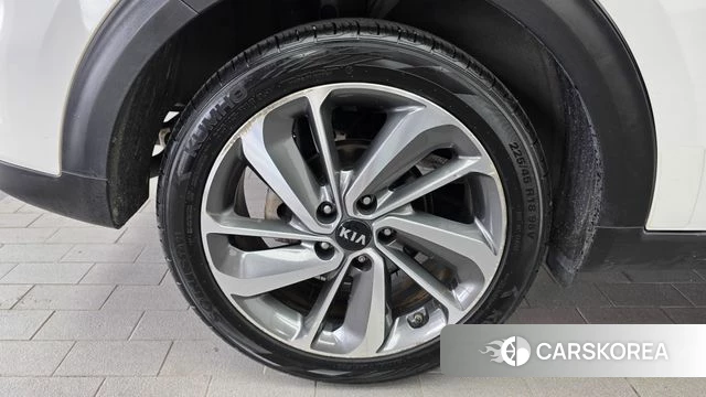 Kia Niro id 4557766 из Кореи 25