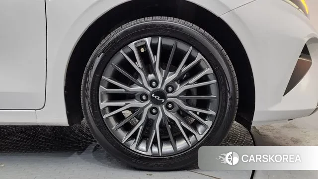 Kia The New K3 2nd generation id 3518939 из Кореи 15