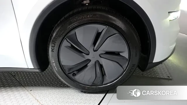 Tesla Model Y id 3136472 из Кореи 15