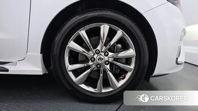 Kia The New Carnival id 3573861 из Кореи 15