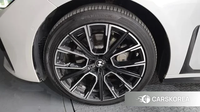 BMW 7 Series (G11) id 3666414 из Кореи 15