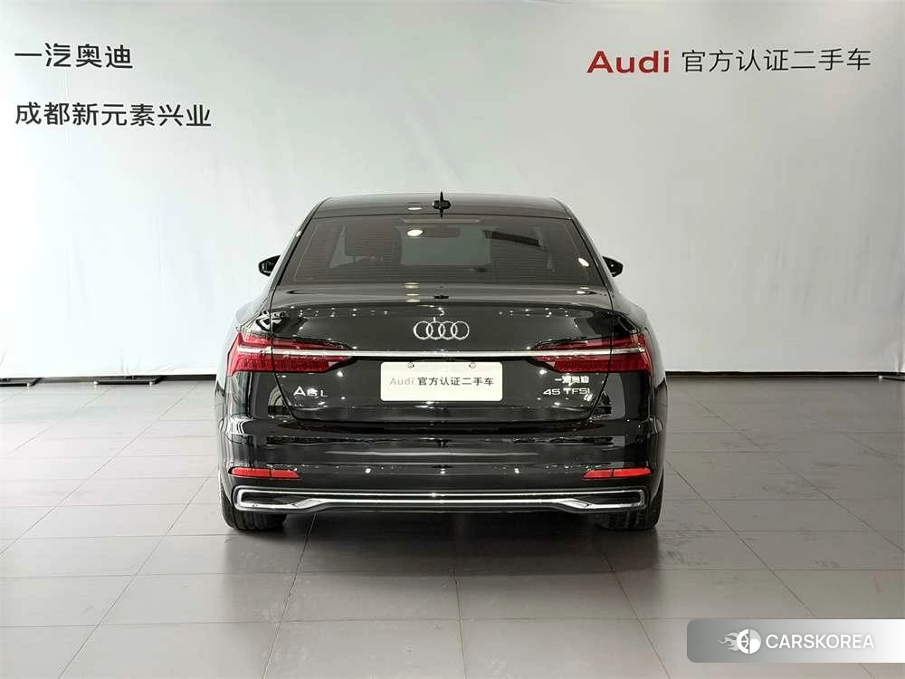 Audi A6L id 4441151 из Китая 8