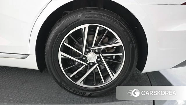 Hyundai The New Grandeur IG id 4232208 из Кореи 27