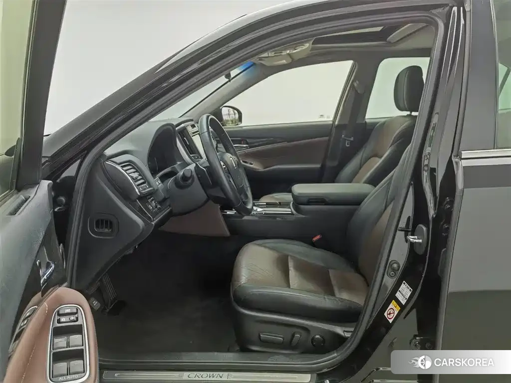 Toyota Crown id 4576808 из Китая 19