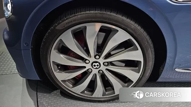 Bentley Flying Spur 3rd Generation id 2889882 из Кореи 15