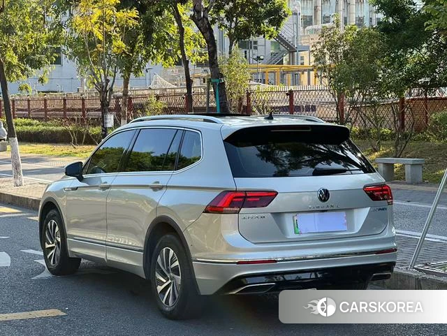 Volkswagen Tiguan L PHEV 2021 Шампань из Китая, фото 5