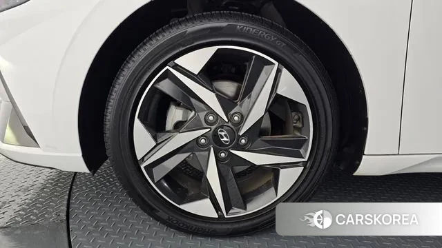 Hyundai Avante (CN7) id 3437483 из Кореи 15