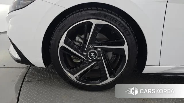 Hyundai Avante (CN7) id 3428296 из Кореи 15