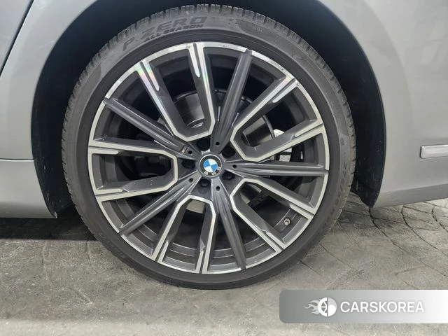 BMW 7 Series (G11) id 4402884 из Кореи 12